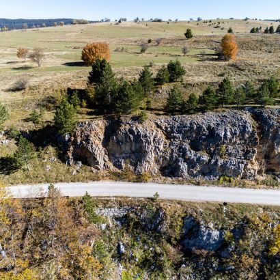 1776078956-imgi-48-koricanske-stijene-dron-38-scaled-locations.jpg