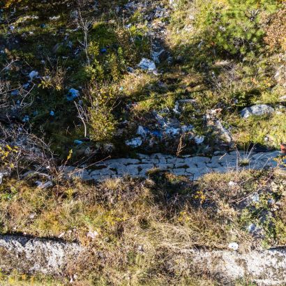 1776078962-imgi-63-koricanske-stijene-dron-1-scaled-locations.jpg