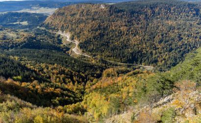 1776078957-imgi-42-koricanske-stijene-dron-5-scaled-locations.jpg