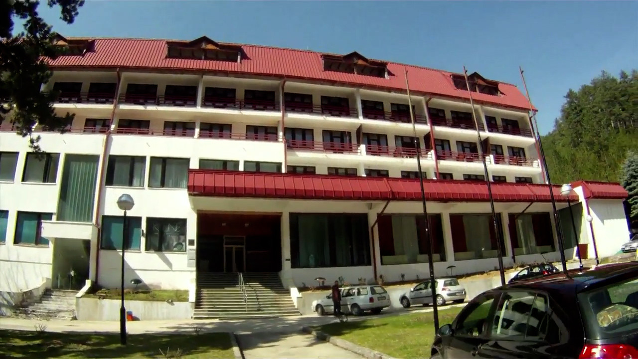Bakira Hasečić, Hotel “Vilina vlas”, Višegrad